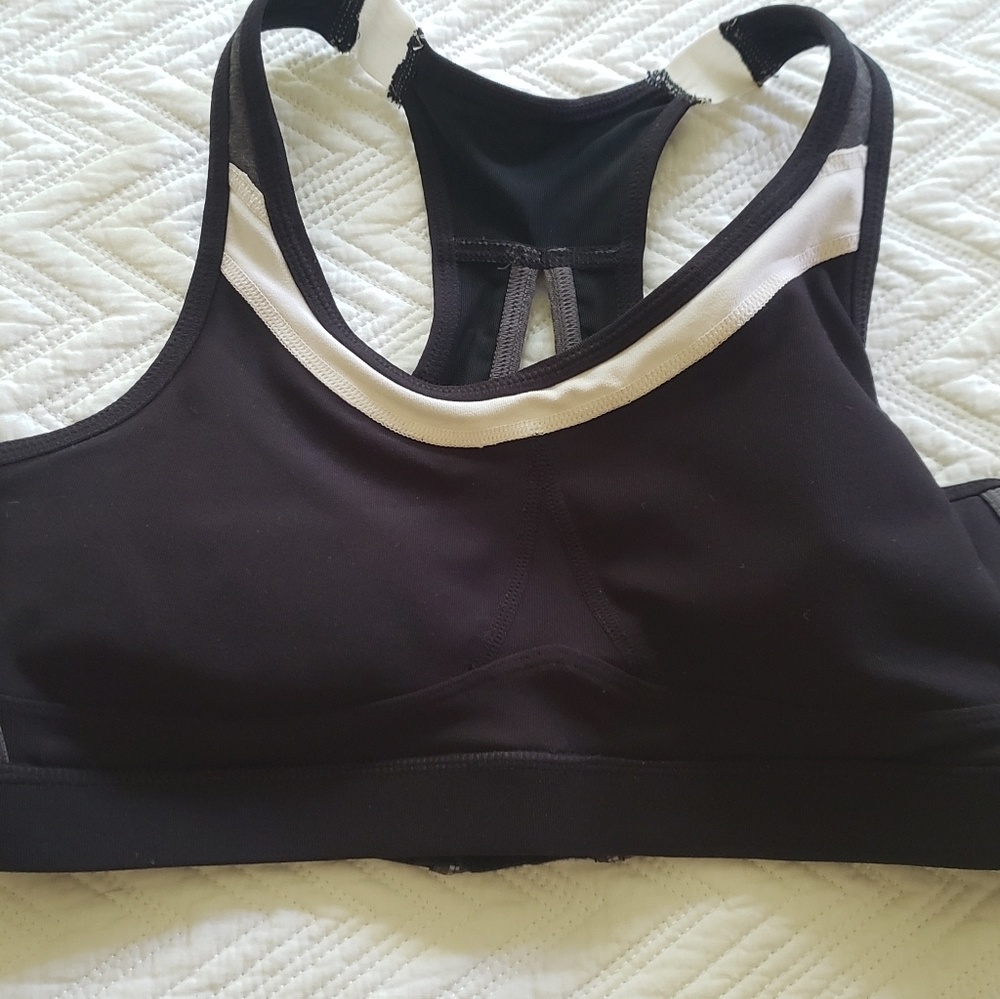 MPG BLACK SPORTS BRA SIZE M